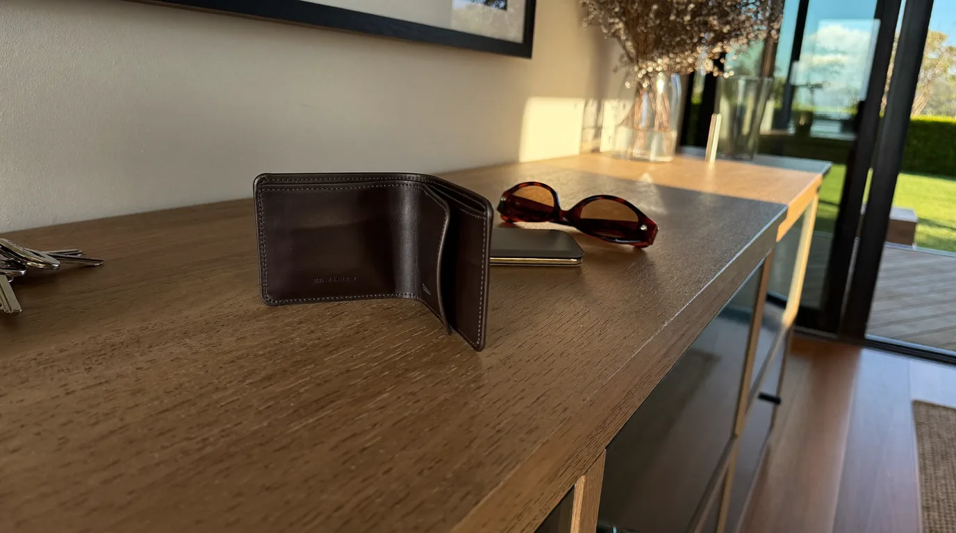 Best Mens Wallet Australia 2026: Cards, Cash and Fit
